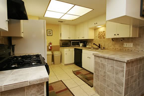 Men’s Kitchen 2